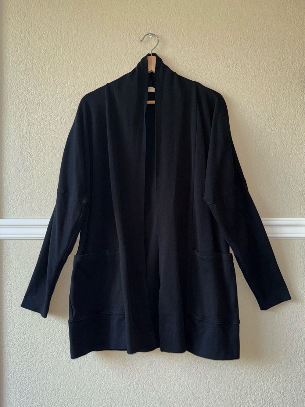 Pact 100% Organic Cotton Airplane Cardigan Black XS / S Cozy Comfy Travel